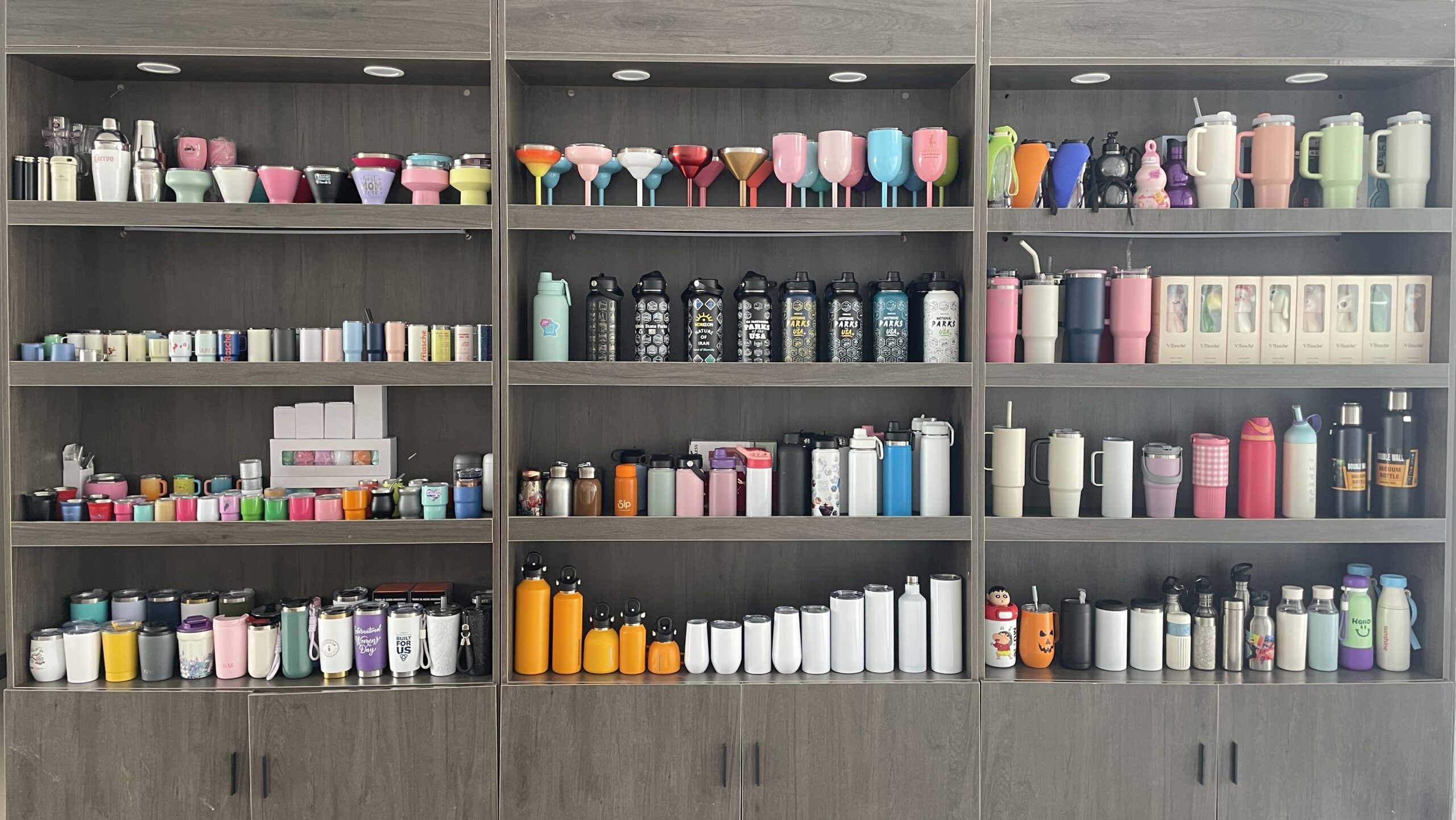 Vflasche factory sample showroom
