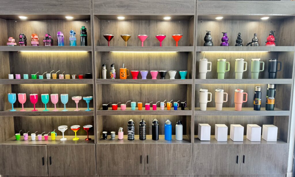 Yongkang Hongrong custom drinkware manufacturer